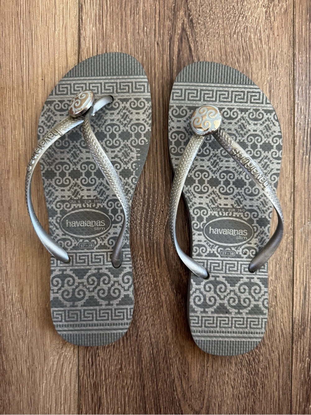 Havaianas Slim Metallic Flip Flops, Silver White Patterned